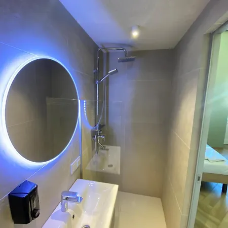 Apartahotel апарт-готель в центрі